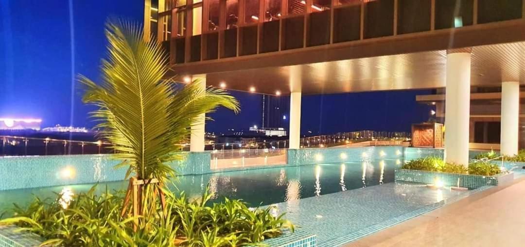 Jrv Hotelstyle Homestay Melaka Exteriör bild