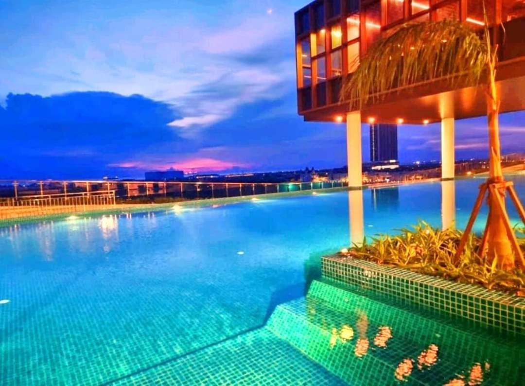 Jrv Hotelstyle Homestay Melaka Exteriör bild